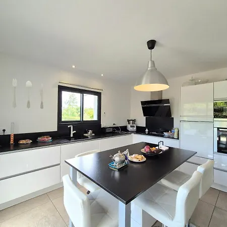 Hanane Prestige, Piscine Sans Vis A Vis Villa