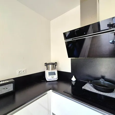 Hanane Prestige, Piscine Sans Vis A Vis