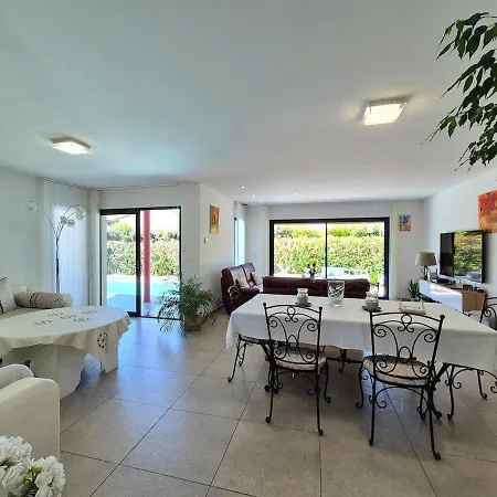 Hanane Prestige, Piscine Sans Vis A Vis *